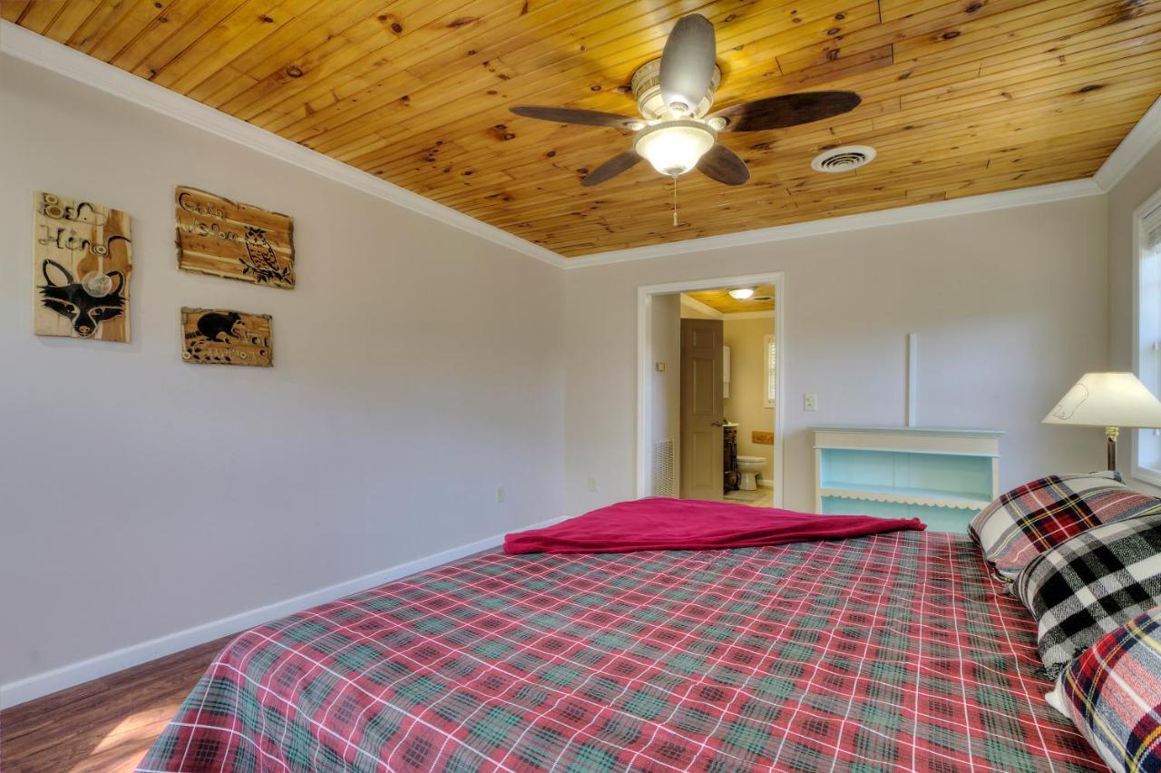 5Bedrooms*4King Beds*Outstanding Location*Hottub* Сивиървил Екстериор снимка